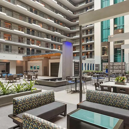 Embassy Suites By Hilton Miami International Airport-3